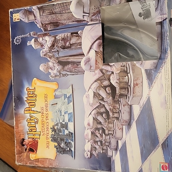 Harry Potter Wizard Chess 2002 - Picture 3 of 12